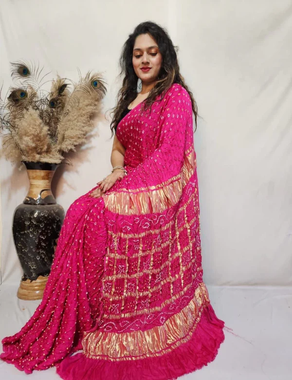 Modal Silk Barik Bandhej work Lagdi Patta Border Chex Bandhani Saree - Pink